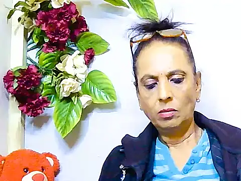 Snapshot of Hot_queen58 chatting on 2, 6, 2026 Hot queen58 online show from 2, 6, 2026