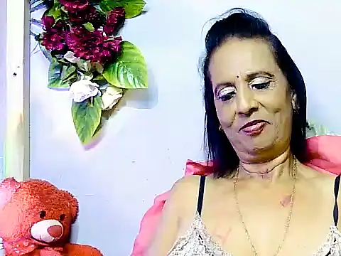 Snapshot of Hot_queen58 chatting on 7, 6, 2026 Hot queen58 online show from 7, 6, 2026