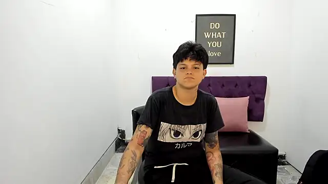 Snapshot of TomBoy_Natali chatting on 16, 4, 2026 TomBoy Natali online show from 16, 4, 2026