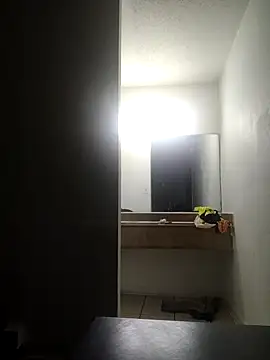 VelvetRae online show from 15, 4, 2026