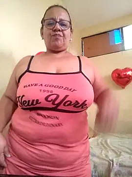 Snapshot of Roxy_77 chatting on 1, 3, 2026 Roxy 77 online show from 1, 3, 2026