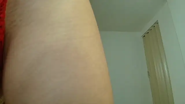 Snapshot of AmbarLee_ chatting on 4, 5, 2026 AmbarLee online show from 4, 5, 2026
