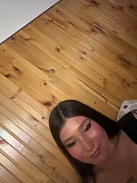 Snapshot of Miss_Dani chatting on 4, 3, 2026 Miss Dani online show from 4, 3, 2026