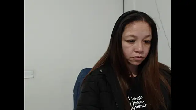 Snapshot of Eliane_cooper21 chatting on 7, 7, 2026 Eliane cooper21 online show from 7, 7, 2026