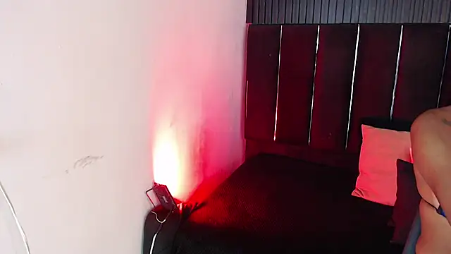 Tiana Glow2 online show from 22, 4, 2026