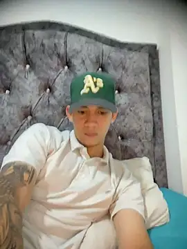 Sacro sex online show from 28, 2, 2026