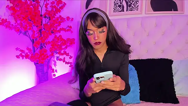 Snapshot of Liz_Hills chatting on 25, 5, 2026 Liz Hills online show from 25, 5, 2026