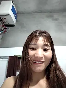 Lilinn  online show from 4, 3, 2026