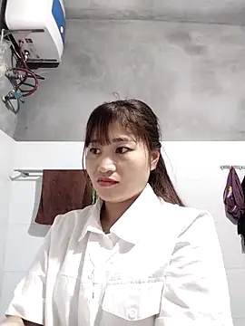 Lilinn  online show from 8, 3, 2026