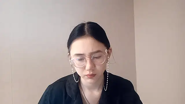 SolvedGlobe online show from 2, 4, 2026