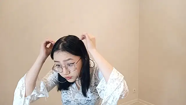 SolvedGlobe online show from 12, 4, 2026