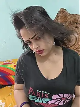 Snapshot of Beauty-3 chatting on 14, 7, 2026 Beauty-3 online show from 14, 7, 2026