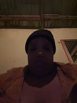 Snapshot of friendlybitch22 chatting on 20, 5, 2026 friendlybitch22 online show from 20, 5, 2026