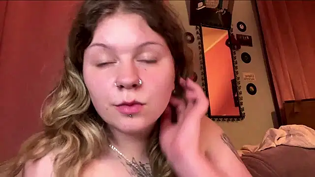Snapshot of YoungAlina chatting on 25, 5, 2026 YoungAlina online show from 25, 5, 2026