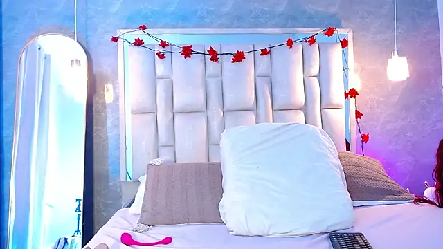 Bella-Sanders online show from 13, 3, 2026