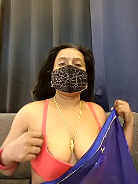 misti-boudii online show from 6, 4, 2026