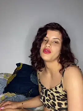 MommySexxy23 online show from 10, 5, 2026