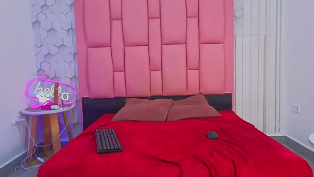 ashlleyray online show from 12, 3, 2026