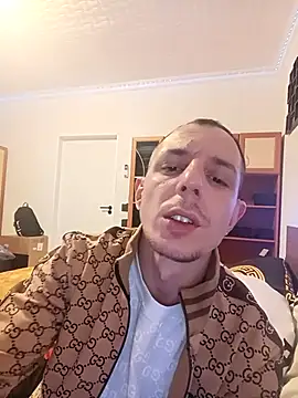 Hugo1993 online show from 2, 4, 2026