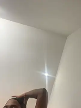 Emi rousse online show from 28, 3, 2026