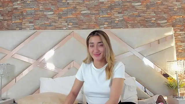 lucy davies online show from 31, 5, 2026