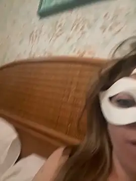 AdamoedEva online show from 5, 4, 2026