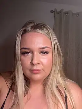 Snapshot of Goldieluxe chatting on 1, 3, 2026 Goldieluxe online show from 1, 3, 2026