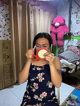 Snapshot of ur_lovelychen chatting on 30, 3, 2026 ur lovelychen online show from 30, 3, 2026