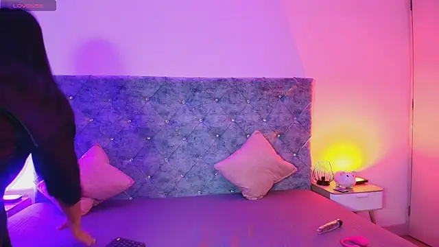 Lauren Rouses online show from 17, 4, 2026