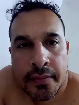 Snapshot of Ezehombre chatting on 13, 4, 2026 Ezehombre online show from 13, 4, 2026