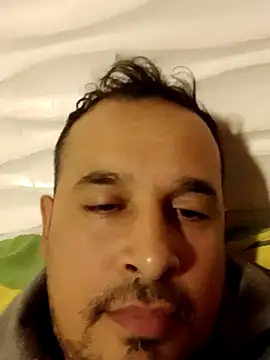 Snapshot of Ezehombre chatting on 4, 5, 2026 Ezehombre online show from 4, 5, 2026