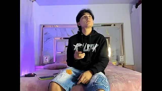 monky 0002 online show from 13, 3, 2026