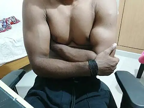 Snapshot of kratosTheHunk chatting on 2, 5, 2026 kratosTheHunk online show from 2, 5, 2026