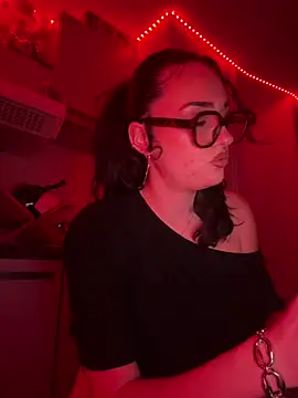 Claraaaaa06 online show from 17, 3, 2026