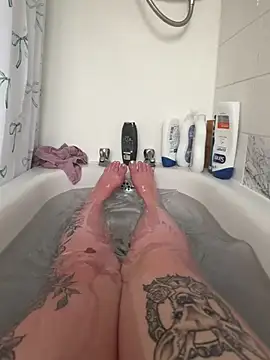 BeeMay22 online show from 26, 4, 2026