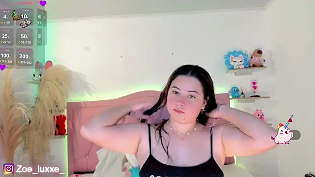 Snapshot of Zoe_Luxxe_ chatting on 18, 4, 2026 Zoe Luxxe online show from 18, 4, 2026