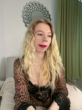 Snapshot of BellaSuns chatting on 26, 5, 2026 BellaSuns online show from 26, 5, 2026