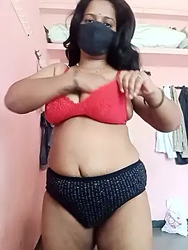 Snapshot of Miss-Dolly07 chatting on 18, 6, 2026 Miss-Dolly07 online show from 18, 6, 2026