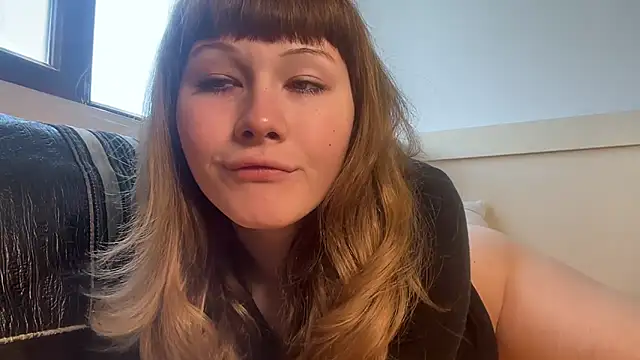 Snapshot of AlexaGudz chatting on 2, 6, 2026 AlexaGudz online show from 2, 6, 2026