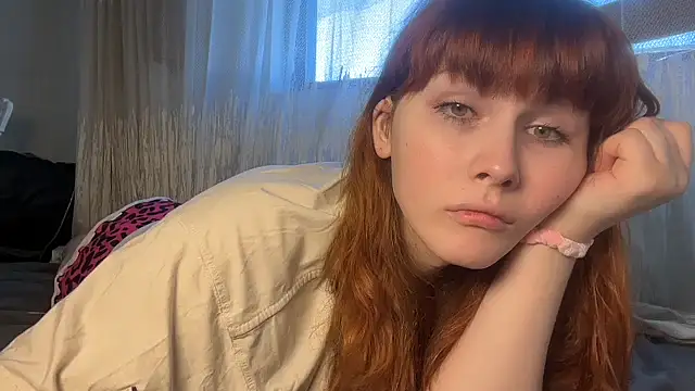 Snapshot of AlexaGudz chatting on 1, 7, 2026 AlexaGudz online show from 1, 7, 2026