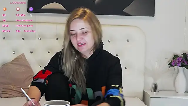 MellanieBliss online show from 3, 4, 2026