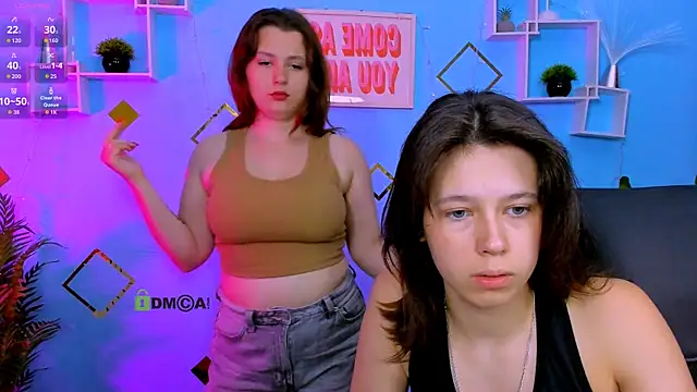 Snapshot of aria_wild_ chatting on 4, 7, 2026 aria wild online show from 4, 7, 2026