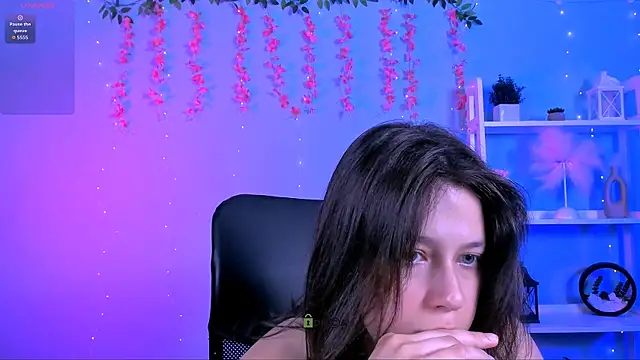 Snapshot of aria_wild_ chatting on 6, 7, 2026 aria wild online show from 6, 7, 2026