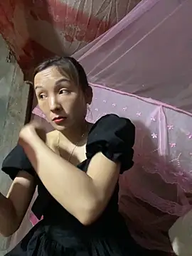 Mimi pussy online show from 24, 3, 2026