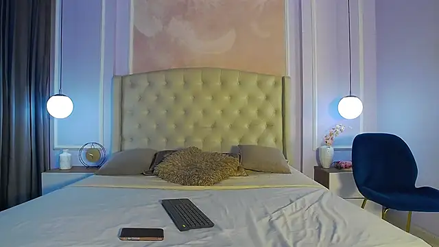 LiaTrainor online show from 6, 3, 2026