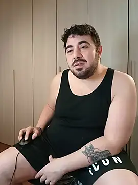Snapshot of bear_skinny chatting on 2, 7, 2026 bear skinny online show from 2, 7, 2026
