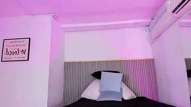 ashvalentine  online show from 27, 5, 2026