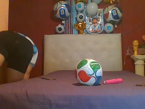 Snapshot of Jime_Love7777 chatting on 7, 6, 2026 Jime Love7777 online show from 7, 6, 2026