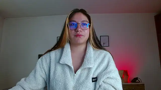 Snapshot of samanthachop chatting on 19, 6, 2026 samanthachop online show from 19, 6, 2026