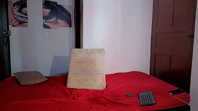 Scarlett Cherry  online show from 30, 5, 2026